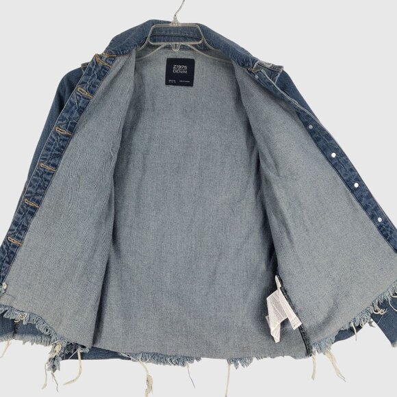 ZARA Distressed Denim Jacket With Frayed Hem & Rips Womens XS - Picture 3 of 14